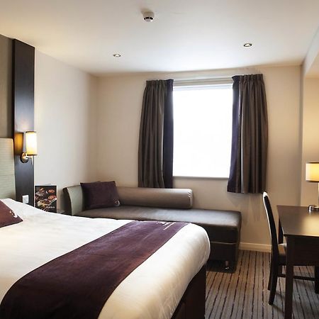 Premier Inn London Uxbridge Eksteriør bilde